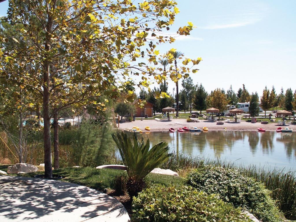 Rv Park At Lakeside Casino Pahrump Buitenkant foto