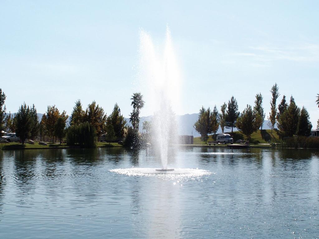 Rv Park At Lakeside Casino Pahrump Buitenkant foto